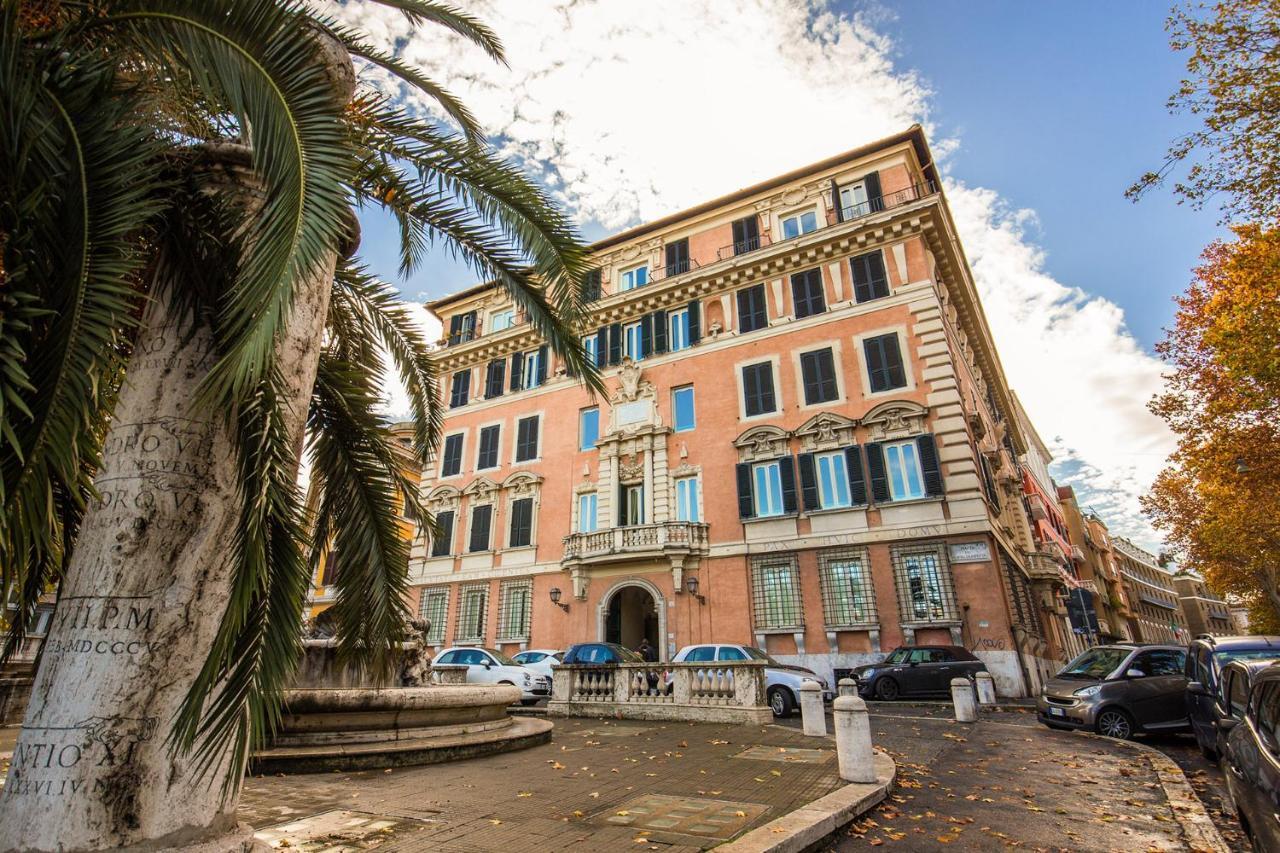 רומא Palazzo Marescalchi Belli, Vicino Piazza Di Spagna מראה חיצוני תמונה